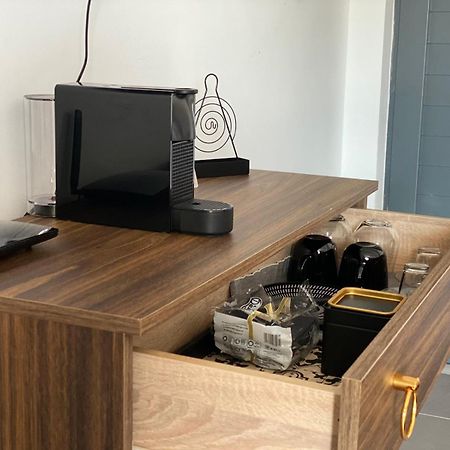 Airport Luxury Stay أرتيميدا المظهر الخارجي الصورة